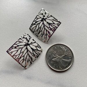 Sterling silver lightweight‎ statement stud earrings 925